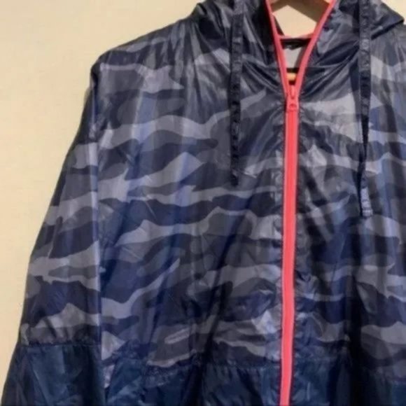 American eagles outfitters blue rain / wind jacket - Picture 7 of 10